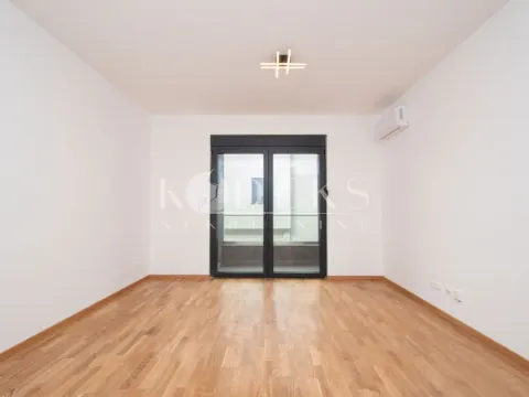 Rent, office space, 33m², Donja Gorica, Podgorica - image 1