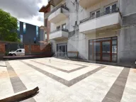 Izdavanje, poslovni prostor, 300m², Gornja Gorica, Podgorica - image 12