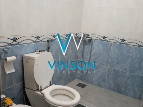 Izdavanje, trosoban stan, 73m², Centar, Novi Sad - image 8