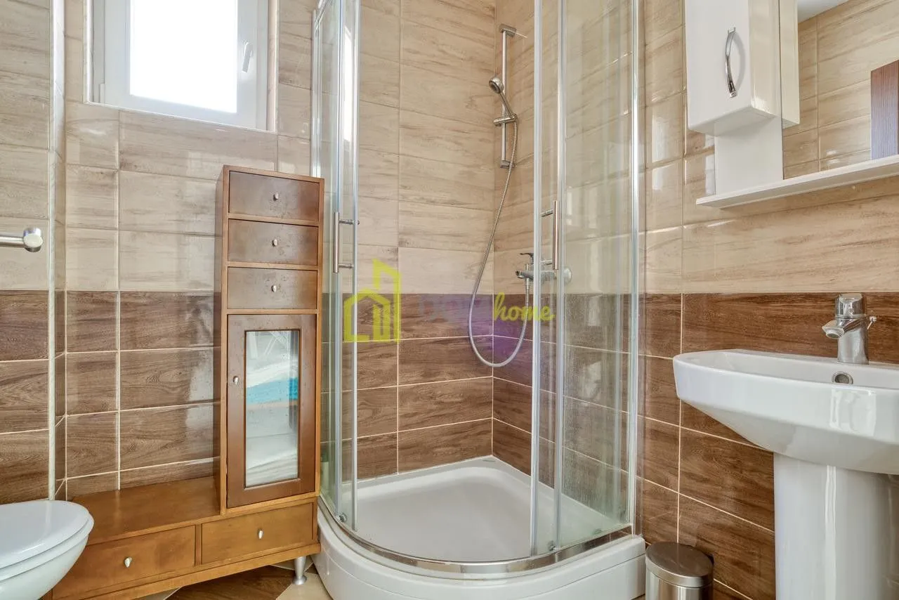 Rent, two bedroom apartment, 60m², Petrovac, Budva