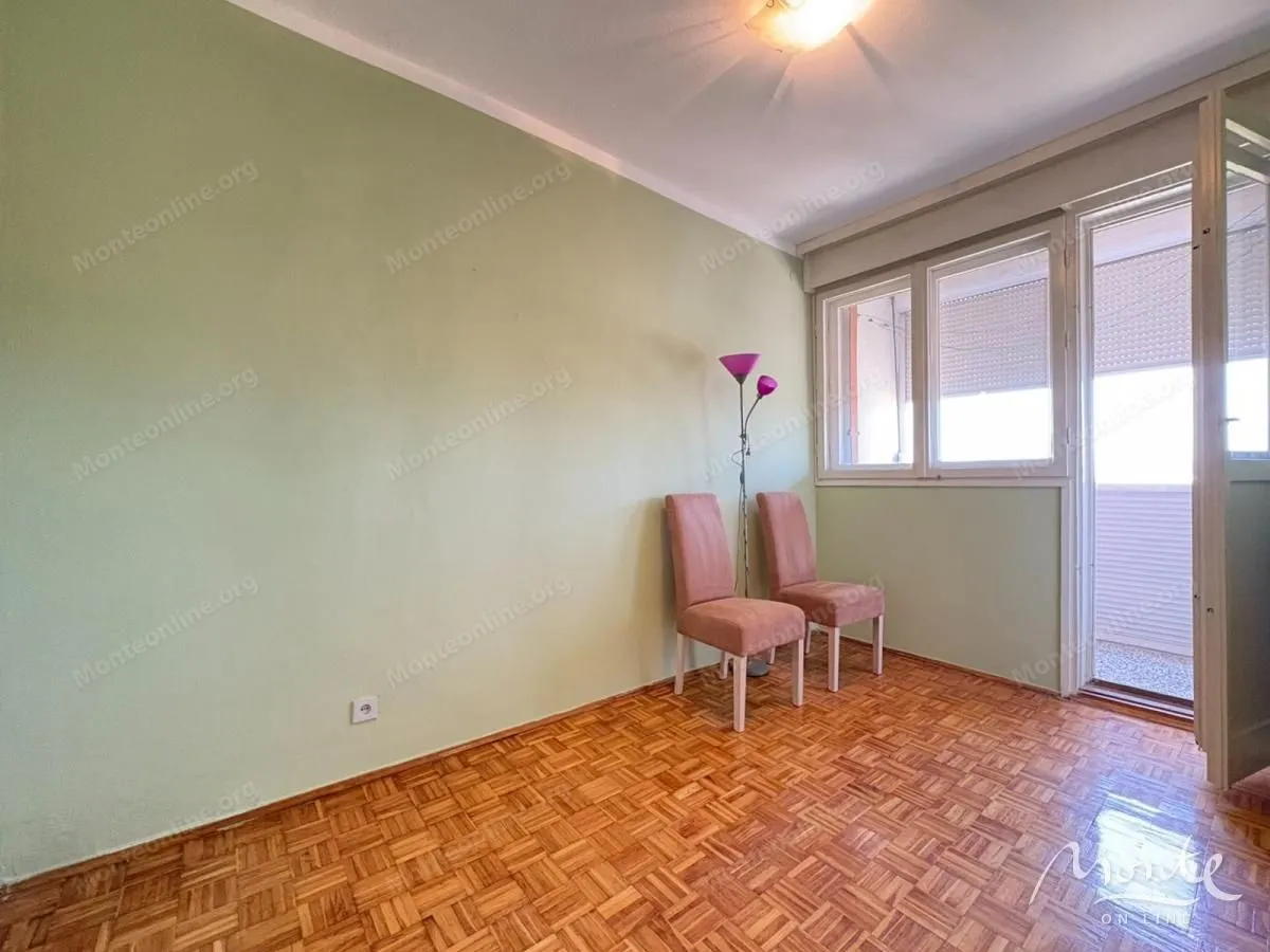 Prodaja, jednosoban stan, 52m², Momišići, Podgorica