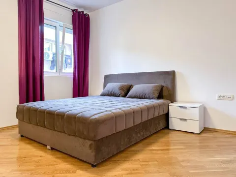 Rent, one bedroom apartment, 60m², Babilonija, Budva - image 9