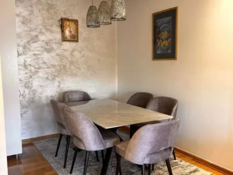 Izdavanje, dvosoban stan, 80m², Preko Morače, Podgorica - image 5