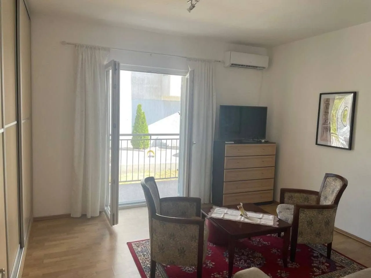 Rent, three bedroom apartment, 87m², Seljanovo, Tivat