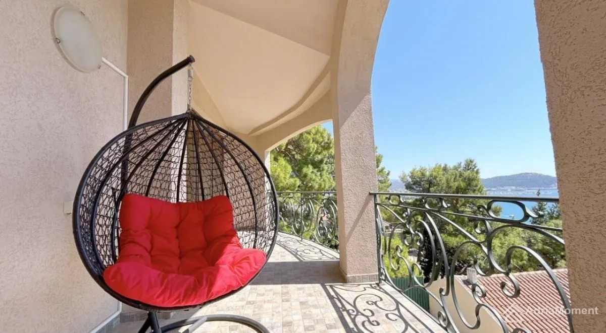 Sale, house, 240m², Šušanj, Bar