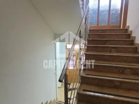 Rent, office space, 540m², Južni Bulevar, Vračar Sve Podlokacije - image 14