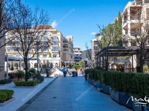 Sale, two bedroom apartment, 115m², Porto Montenegro, Tivat - image 44