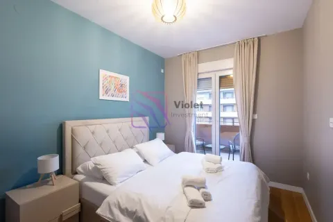 Rent, one bedroom apartment, 50m², Central Point, Podgorica - image 16