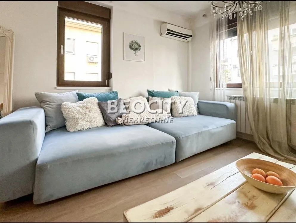 Izdavanje, dvosoban stan, 43m², Dorćol Sve Podlokacije, Beograd