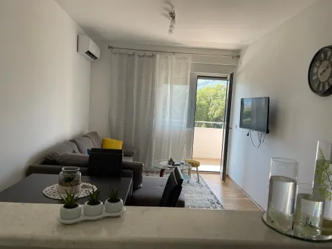 Rent, one bedroom apartment, 50m², Budva, Crna Gora