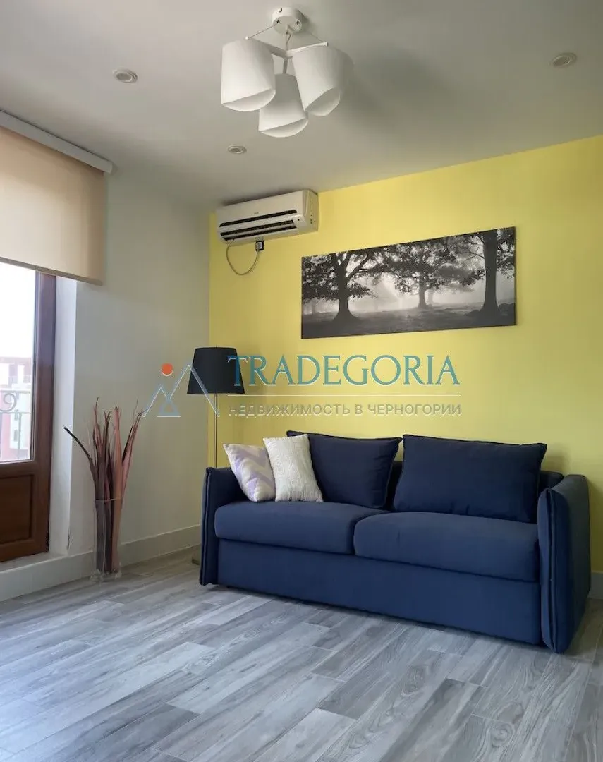 Prodaja, četvorosoban stan, 222m², Dobra Voda, Bar