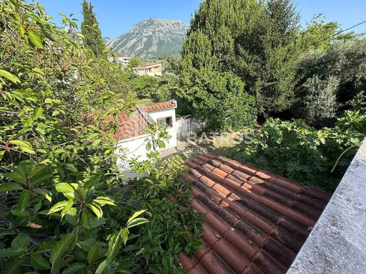 Prodaja, kuća, 350m², Bar, Crna Gora