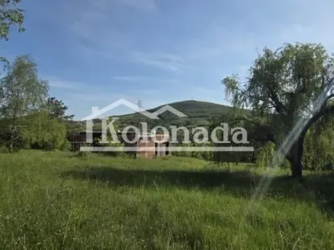 Zemljište in Nemenikuće