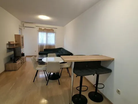 Prodaja, jednosoban stan, 47m², City Kvart, Podgorica - image 7