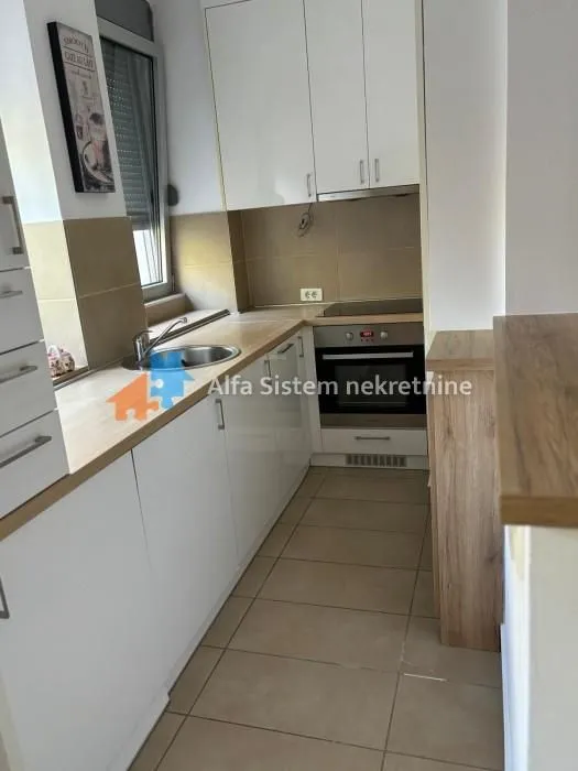 Izdavanje, stan, 40m², Stari Grad, Beograd