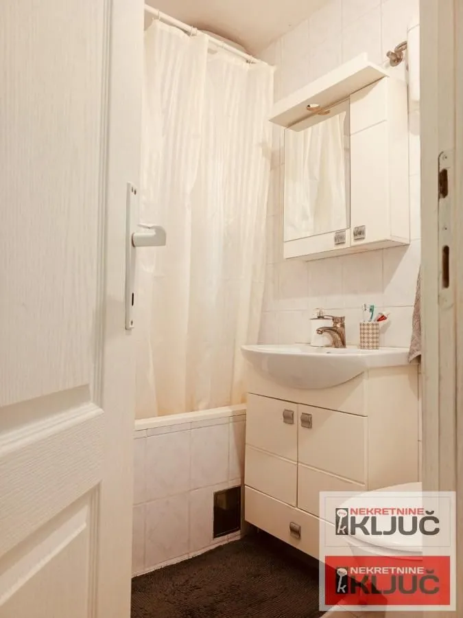 Prodaja, dvosoban stan, 57m², Sajmište, Novi Sad