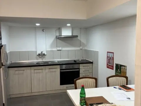 Prodaja, poslovni prostor, 43m², Palata Pravde, Beograd - image 5