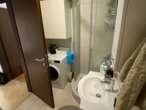 Sale, one bedroom apartment, 40m², Stari Aerodrom, Podgorica - image 5