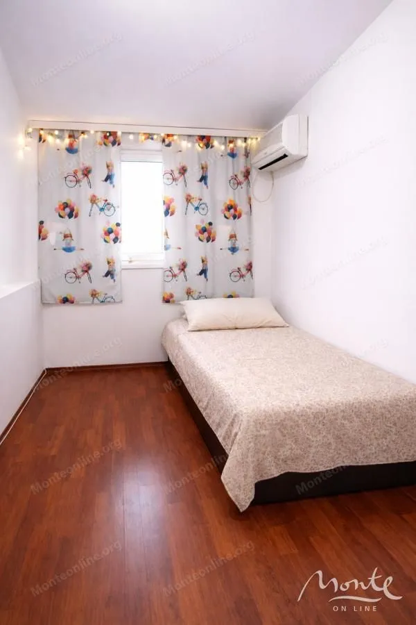 Prodaja, trosoban stan, 67m², Centar, Podgorica