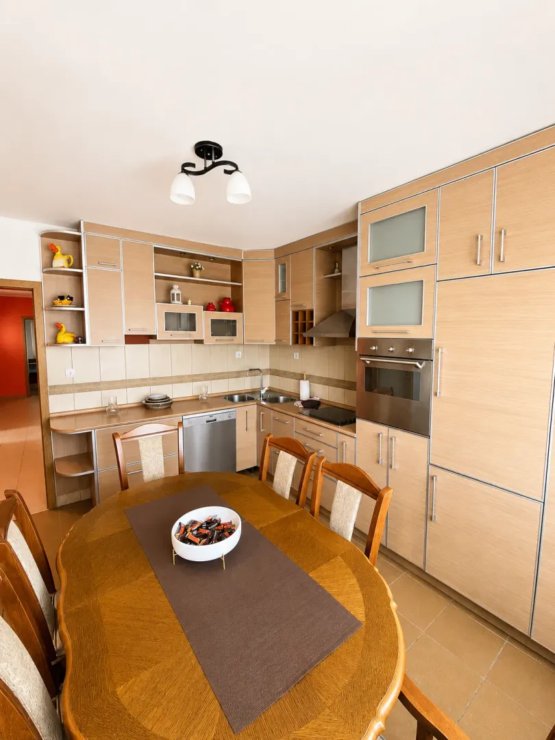 Rent, two bedroom apartment, 90m², Tološi, Podgorica