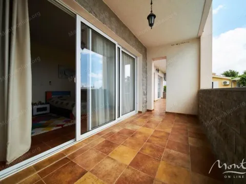 Sale, house, 495m², Bečići, Budva - image 24