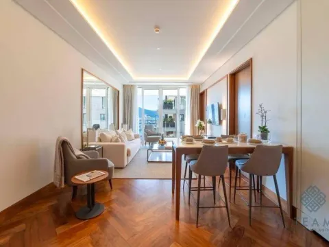 Prodaja, jednosoban stan, 81m², Porto Montenegro, Tivat - image 4