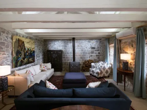 Prodaja, kuća, 235m², Tivat, Crna Gora - image 4