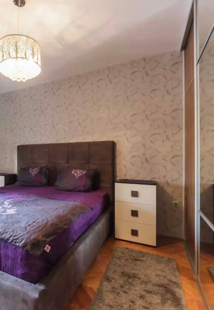 Prodaja, kuća, 340m², Gorica C, Podgorica
