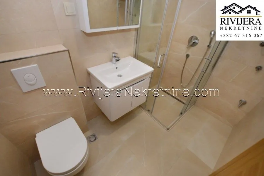 Prodaja, dvosoban stan, 134m², Baošići, Herceg Novi