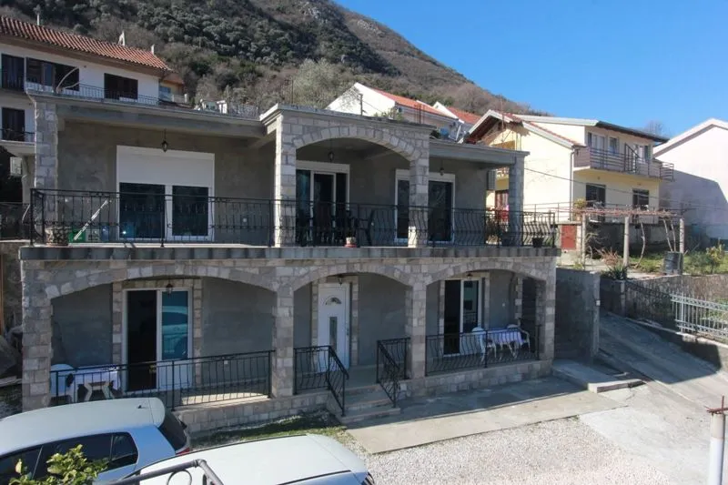 Sale, house, 300m², Stoliv, Kotor