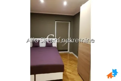 Izdavanje, trosoban stan, 69m², Stari Grad, Beograd - image 18