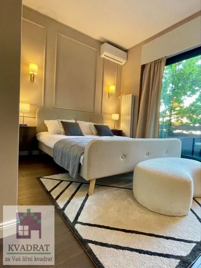 Prodaja, stan, 85m², Centar, Novi Sad