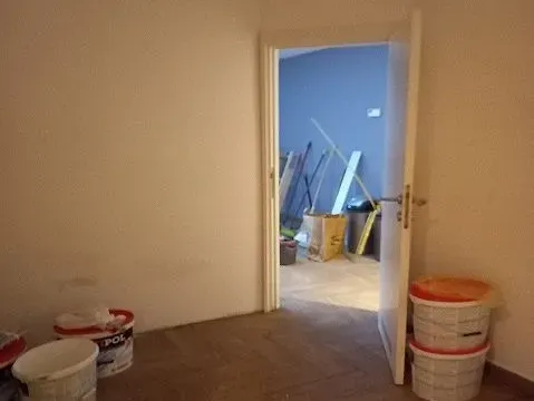 Izdavanje, poslovni prostor, 180m², Lekino Brdo, Voždovac Sve Podlokacije - image 4