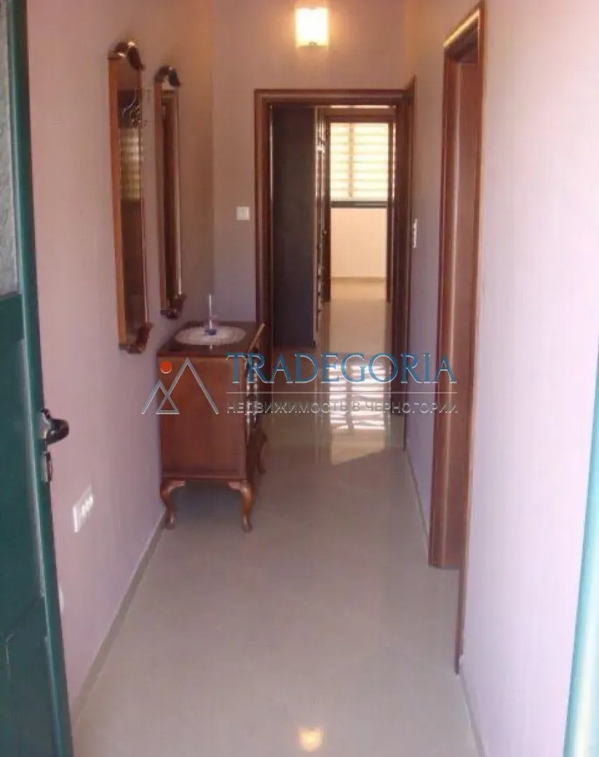 Prodaja, jednosoban stan, 50m², Sveti Stefan, Budva