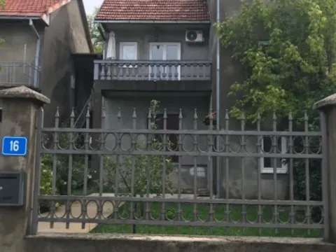 Prodaja, kuća, 486m², Centar, Cetinje - image 2