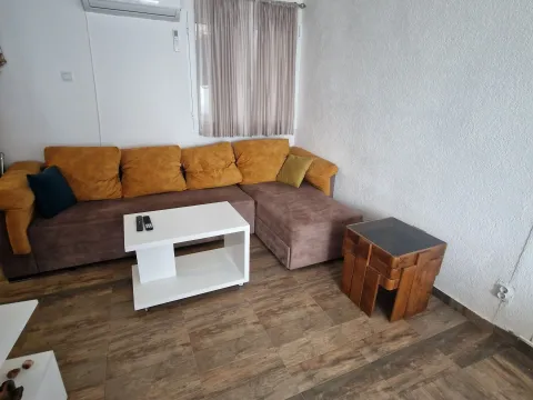 Rent, one bedroom apartment, 45m², Centar, Bar - image 4