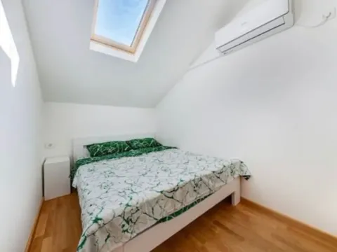 Prodaja, jednosoban stan, 45m², Pobrežje, Podgorica - image 4