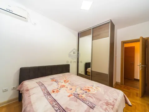 Rent, three bedroom apartment, 100m², Krivi Most, Podgorica - image 6