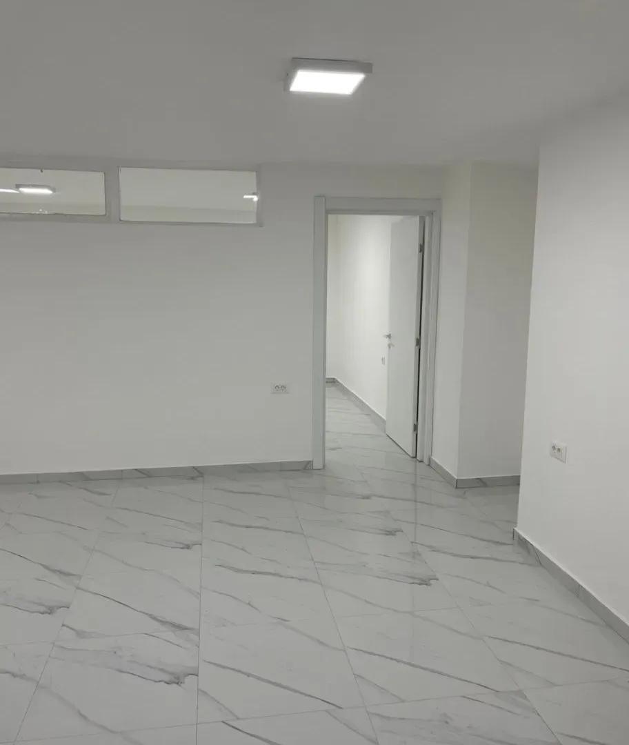 Rent, office space, 45m², Centar, Podgorica