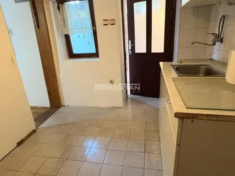 Prodaja, stan, 17m², Slavujev Venac, Zvezdara Sve Podlokacije - image 5