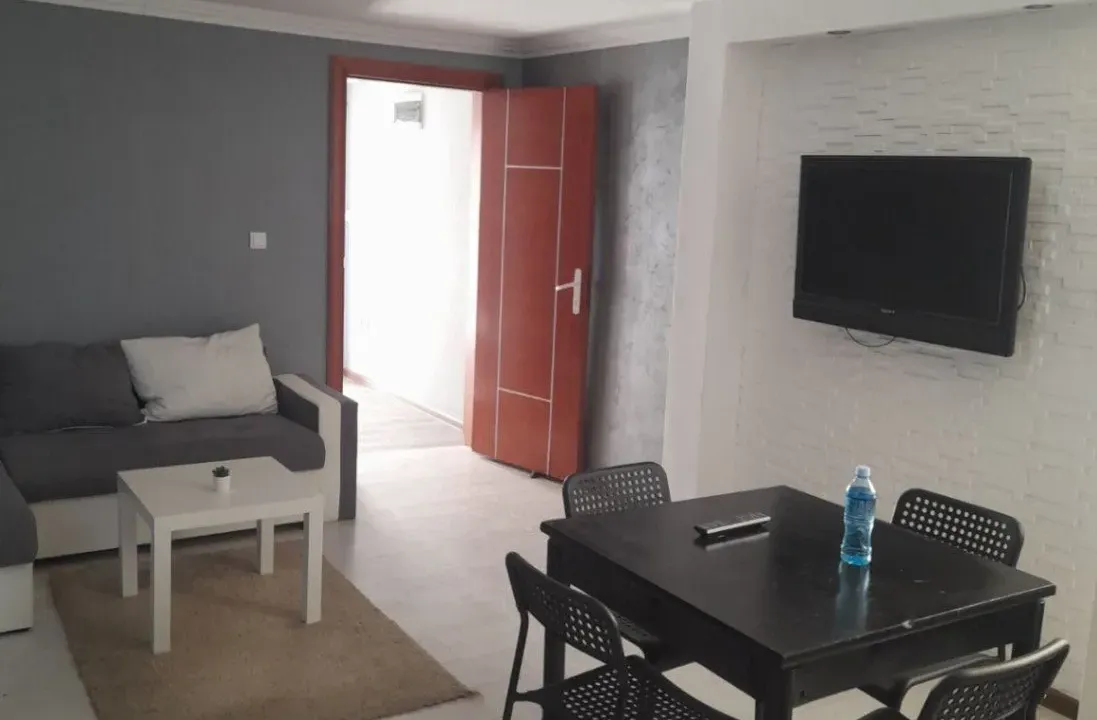 Izdavanje, stan, 65m², Obrenovac, Beograd