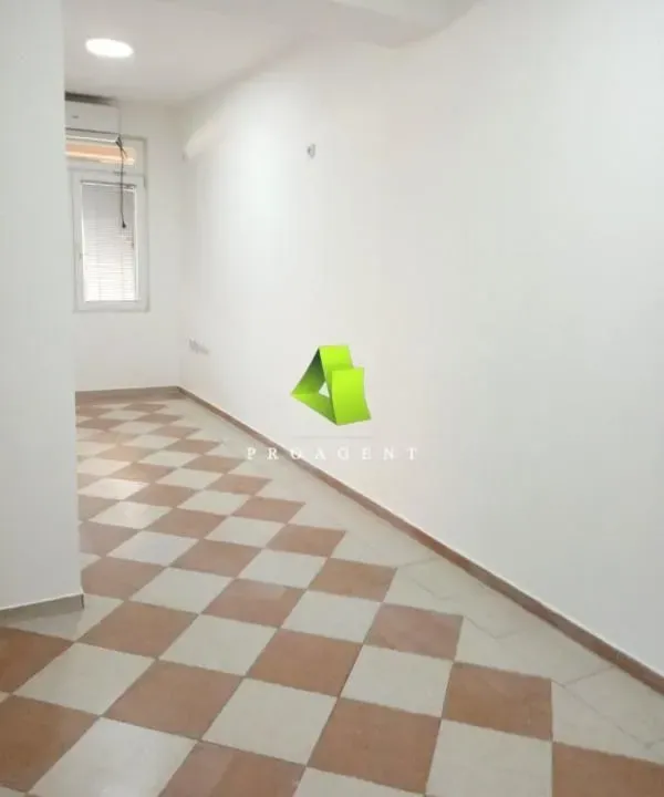 Izdavanje, poslovni prostor, 20m², Palilula, Niš