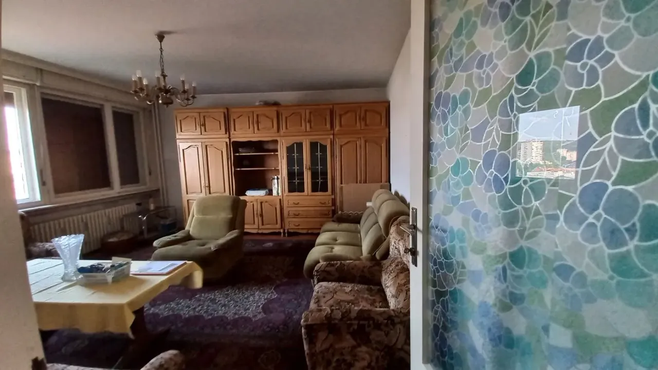 Sale, three bedroom apartment, 89m², Lion, Zvezdara Sve Podlokacije
