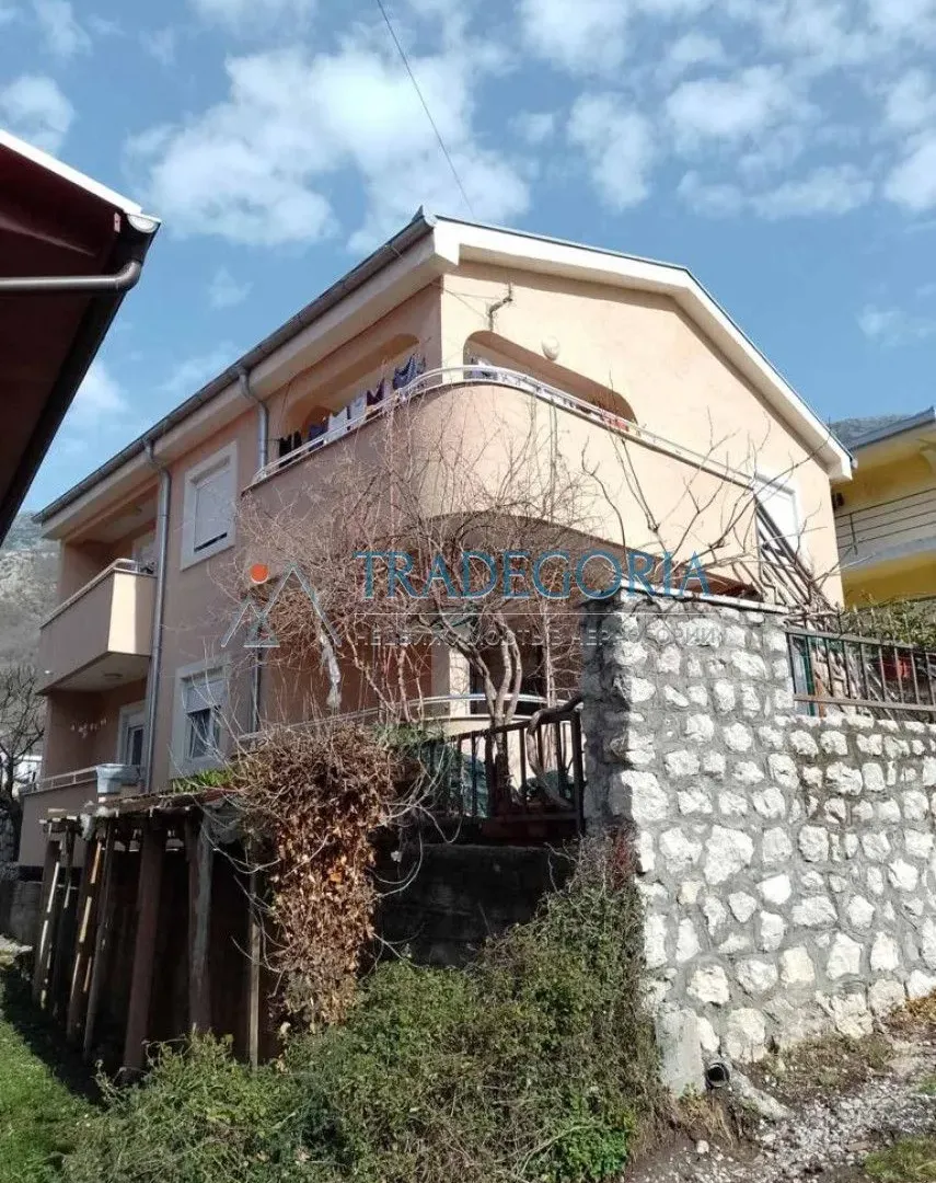 Prodaja, kuća, 220m², Bar, Crna Gora