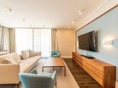 Sale, three bedroom apartment, 137m², Centar, Budva - image 2