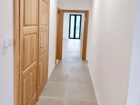 Rent, office space, 120m², Centar, Podgorica - image 6
