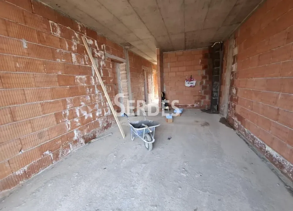 Prodaja, četvorosoban stan, 70m², Petrovaradin, Novi Sad