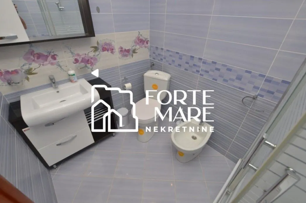 Prodaja, jednosoban stan, 52m², Zelenika, Herceg Novi