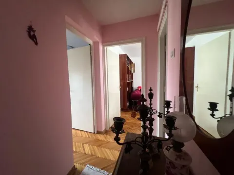 Prodaja, dvosoban stan, 63m², Stari Grad, Beograd - image 9