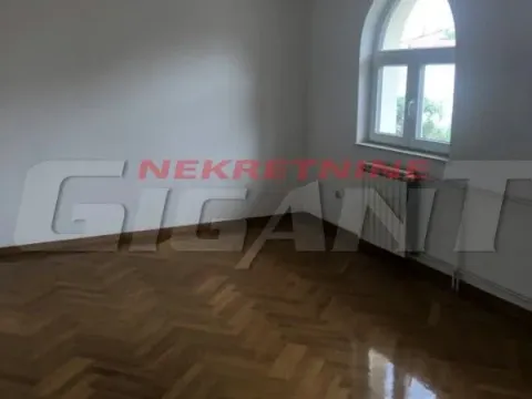 Prodaja, kuća, 440m², Mali Mokri Lug, Zvezdara Sve Podlokacije - image 2